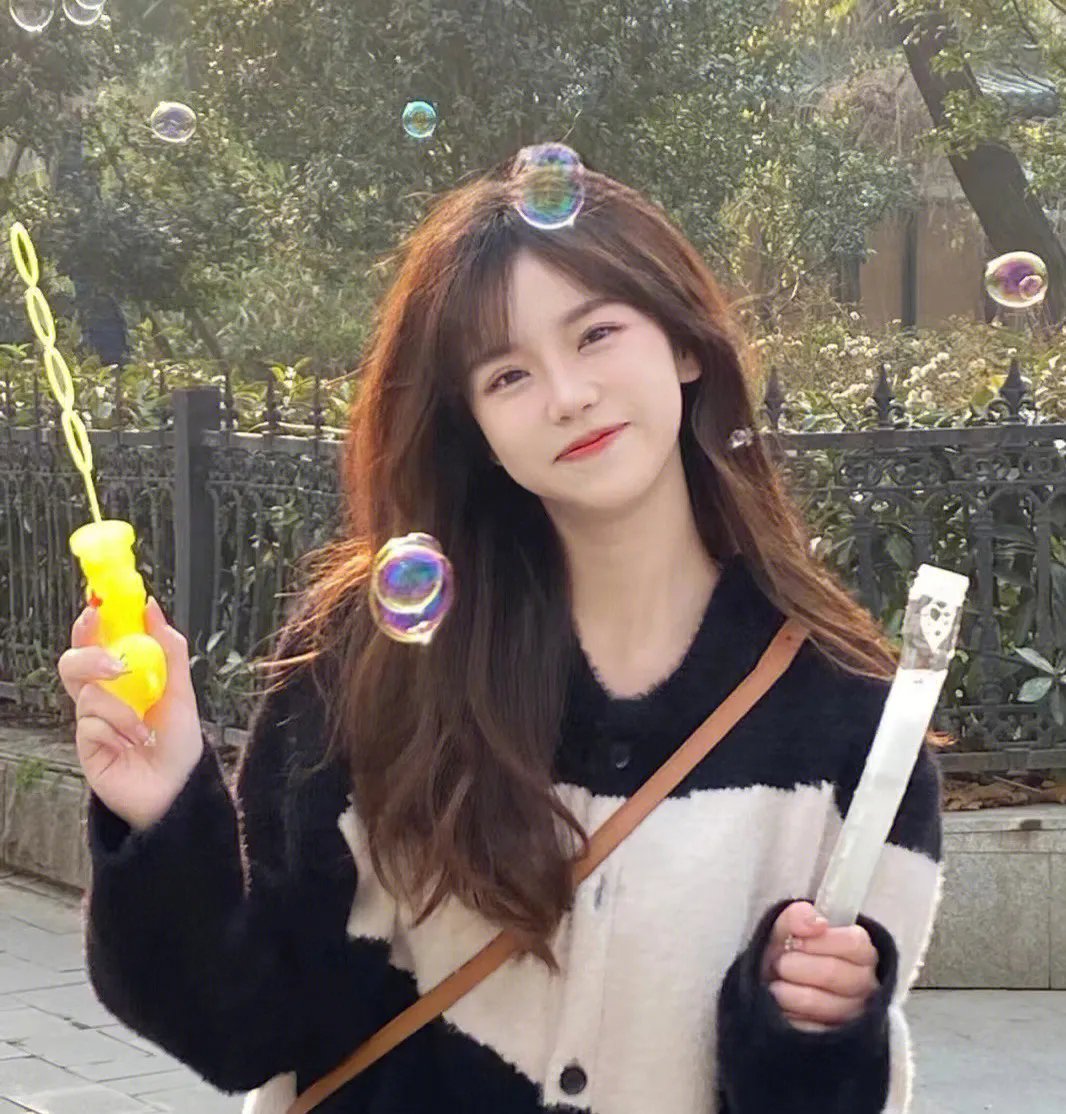荒漠儿女情封面